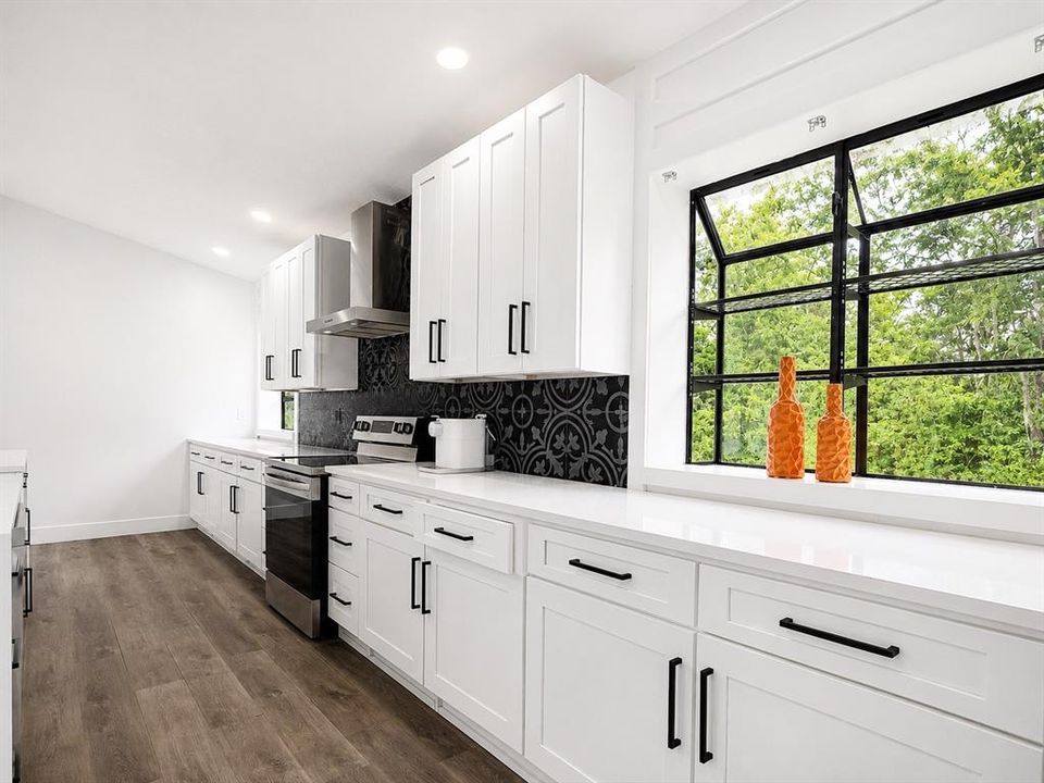 For Sale: $1,185,000 (5 beds, 4 baths, 3631 Square Feet)