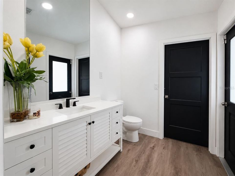 For Sale: $1,185,000 (5 beds, 4 baths, 3631 Square Feet)