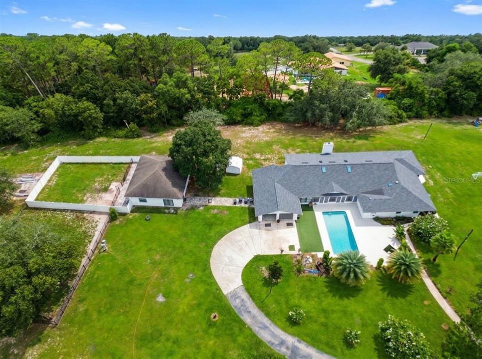 For Sale: $1,185,000 (5 beds, 4 baths, 3631 Square Feet)