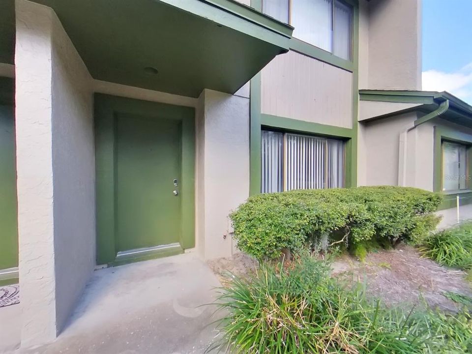 For Sale: $169,900 (2 beds, 2 baths, 1250 Square Feet)