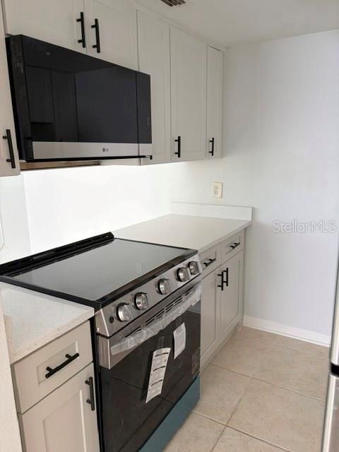 For Rent: $1,150 (1 beds, 1 baths, 594 Square Feet)