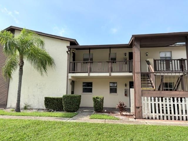 For Rent: $1,150 (1 beds, 1 baths, 594 Square Feet)