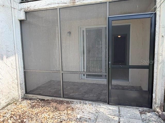 For Rent: $1,150 (1 beds, 1 baths, 594 Square Feet)