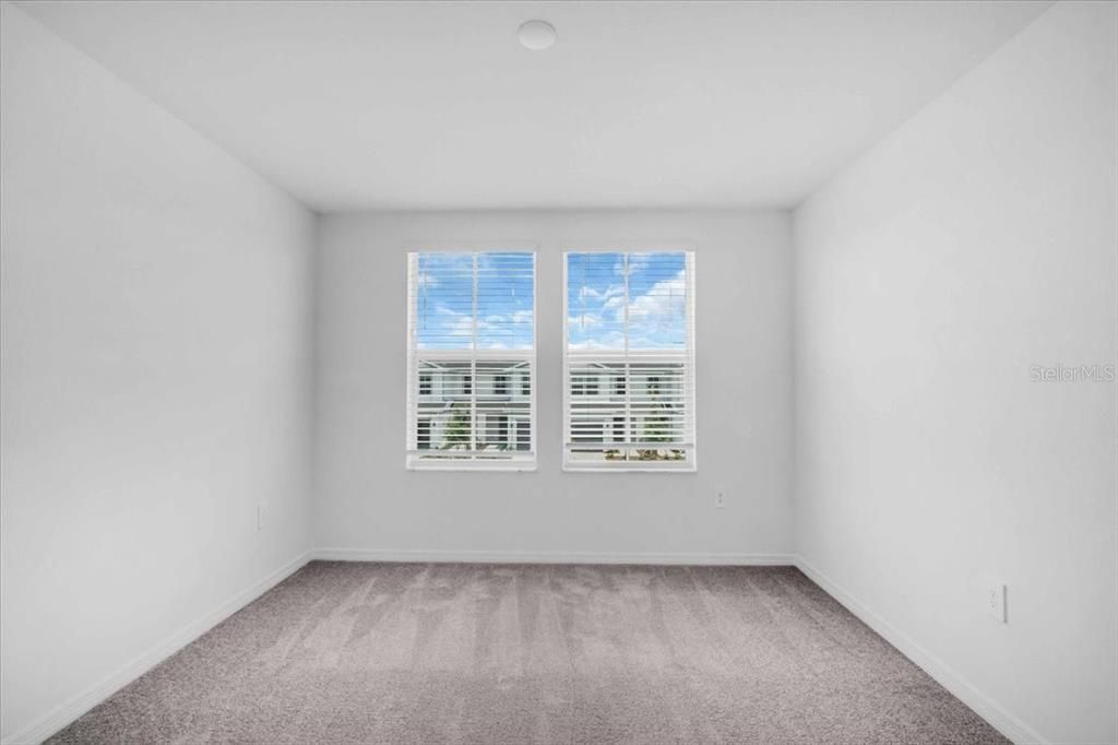 For Rent: $2,295 (3 beds, 2 baths, 1347 Square Feet)