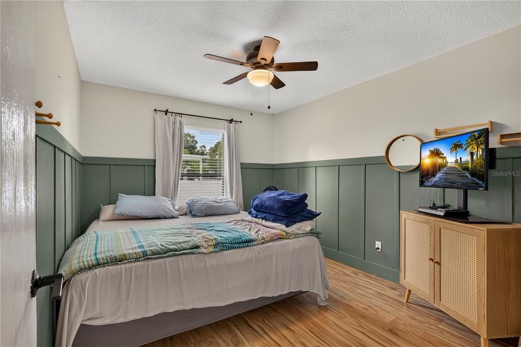 For Sale: $625,000 (4 beds, 2 baths, 1682 Square Feet)