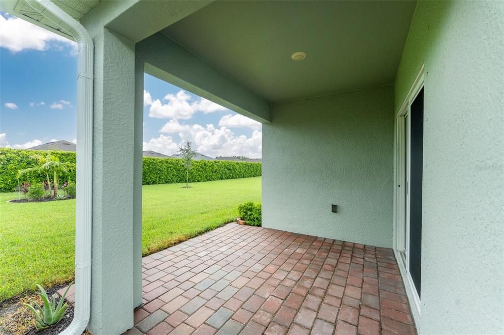 For Sale: $324,999 (4 beds, 2 baths, 1791 Square Feet)