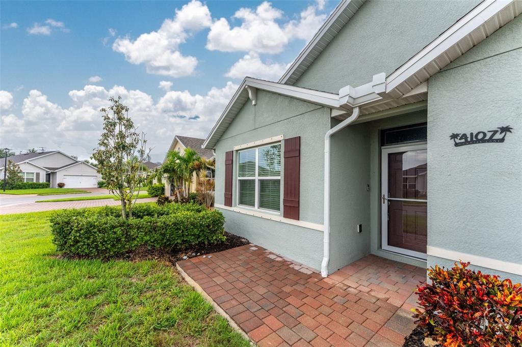 For Sale: $324,999 (4 beds, 2 baths, 1791 Square Feet)