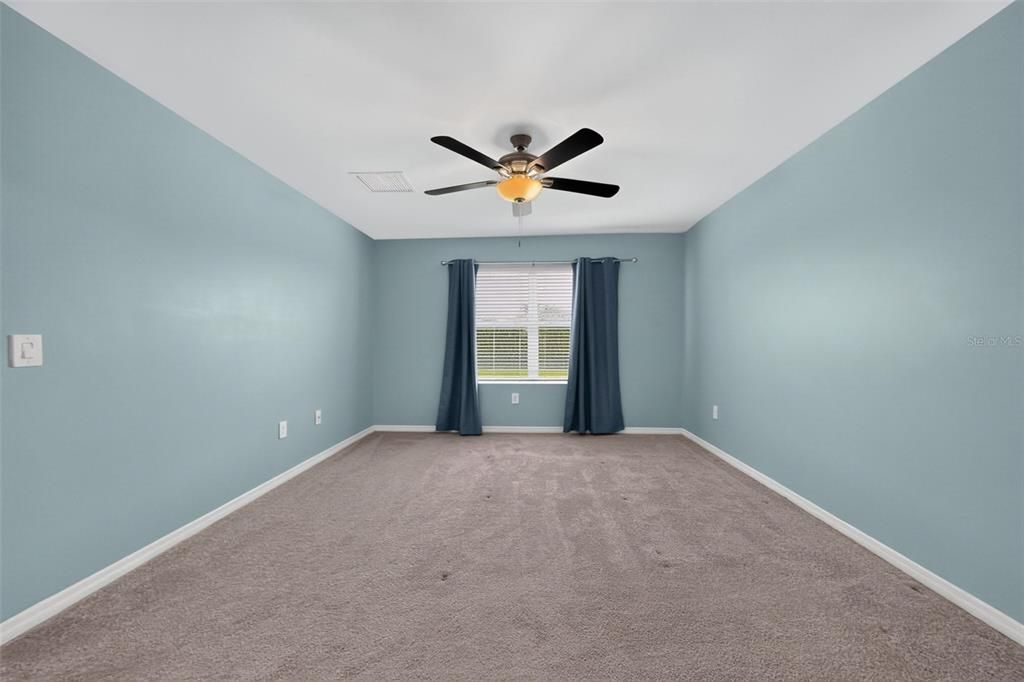 For Sale: $324,999 (4 beds, 2 baths, 1791 Square Feet)