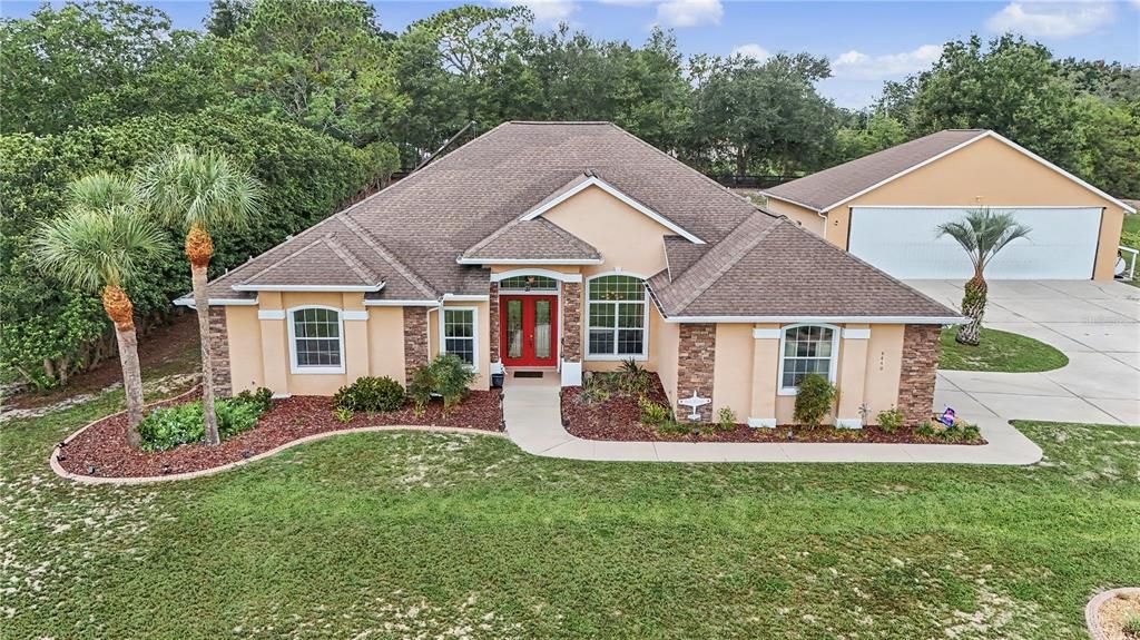 For Sale: $950,000 (4 beds, 2 baths, 2627 Square Feet)
