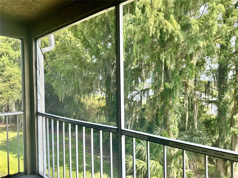 For Rent: $1,400 (2 beds, 2 baths, 1165 Square Feet)