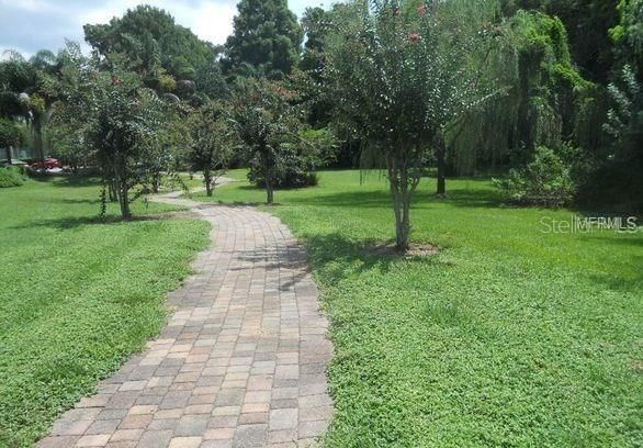 For Rent: $1,400 (2 beds, 2 baths, 1165 Square Feet)