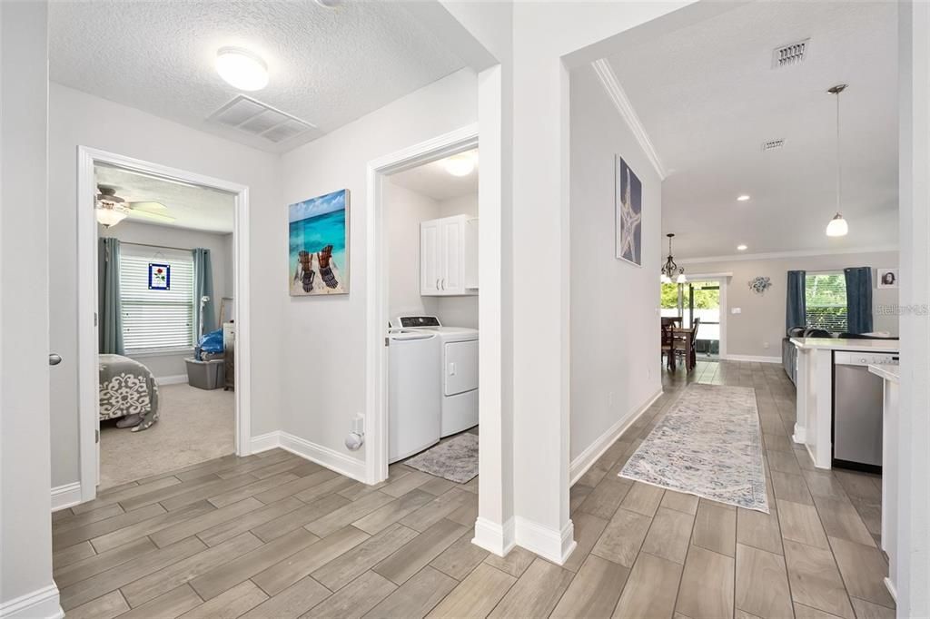 En Venta: $474,900 (4 camas, 2 baños, 1856 Pies cuadrados)