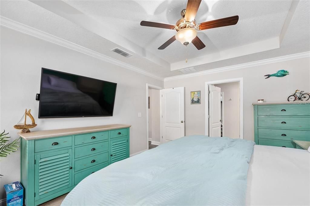 En Venta: $474,900 (4 camas, 2 baños, 1856 Pies cuadrados)