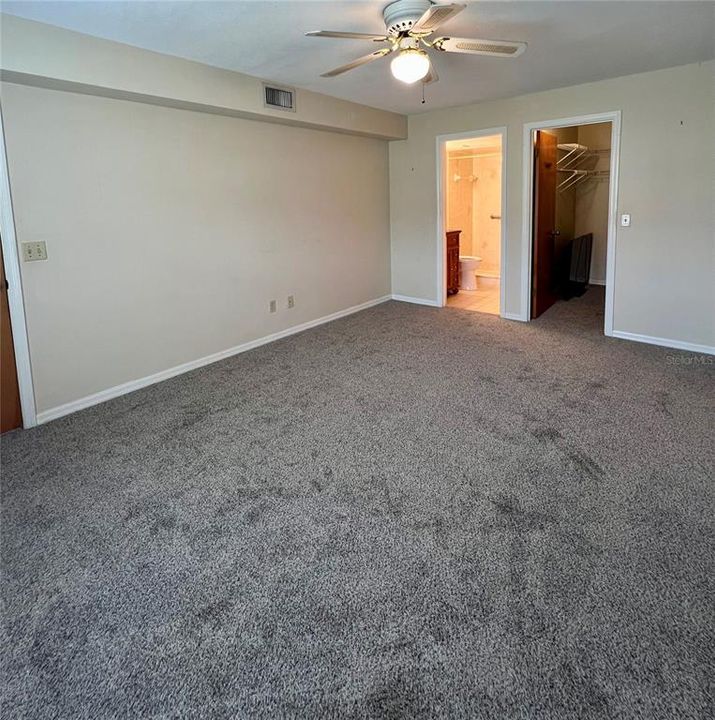 En Venta: $117,500 (2 camas, 2 baños, 950 Pies cuadrados)