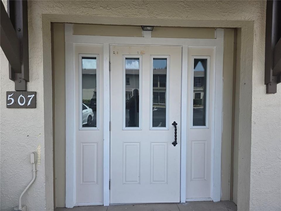 For Sale: $339,900 (2 beds, 2 baths, 1145 Square Feet)