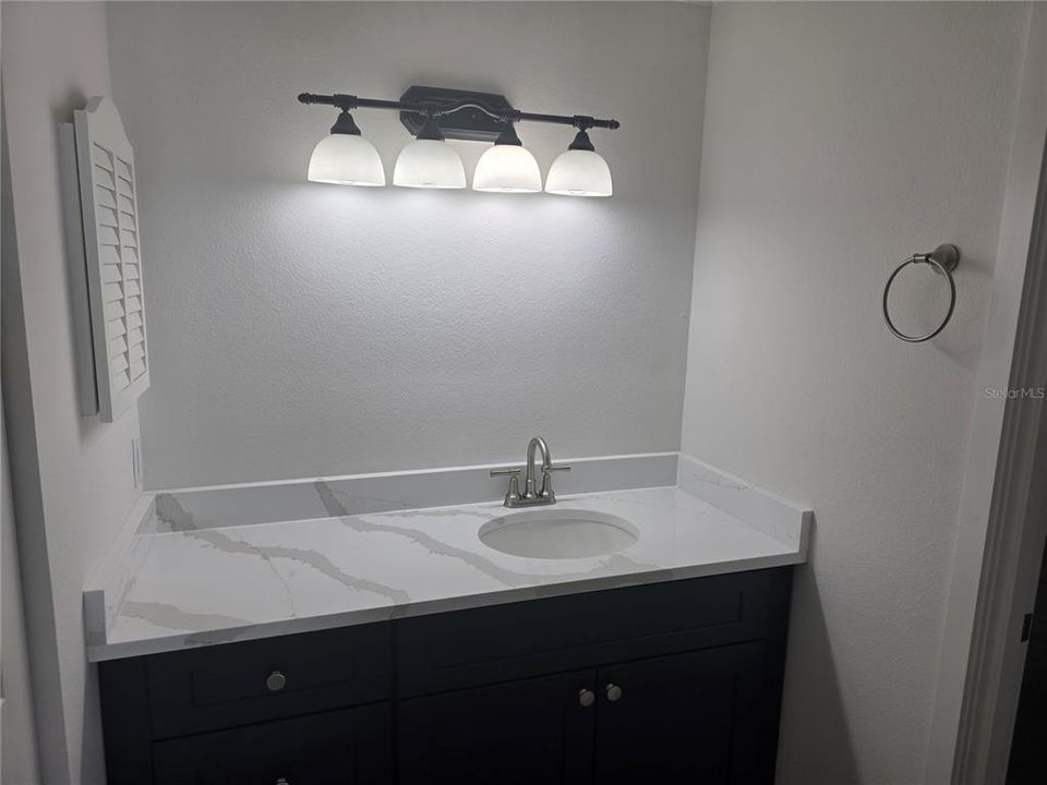 For Sale: $339,900 (2 beds, 2 baths, 1145 Square Feet)