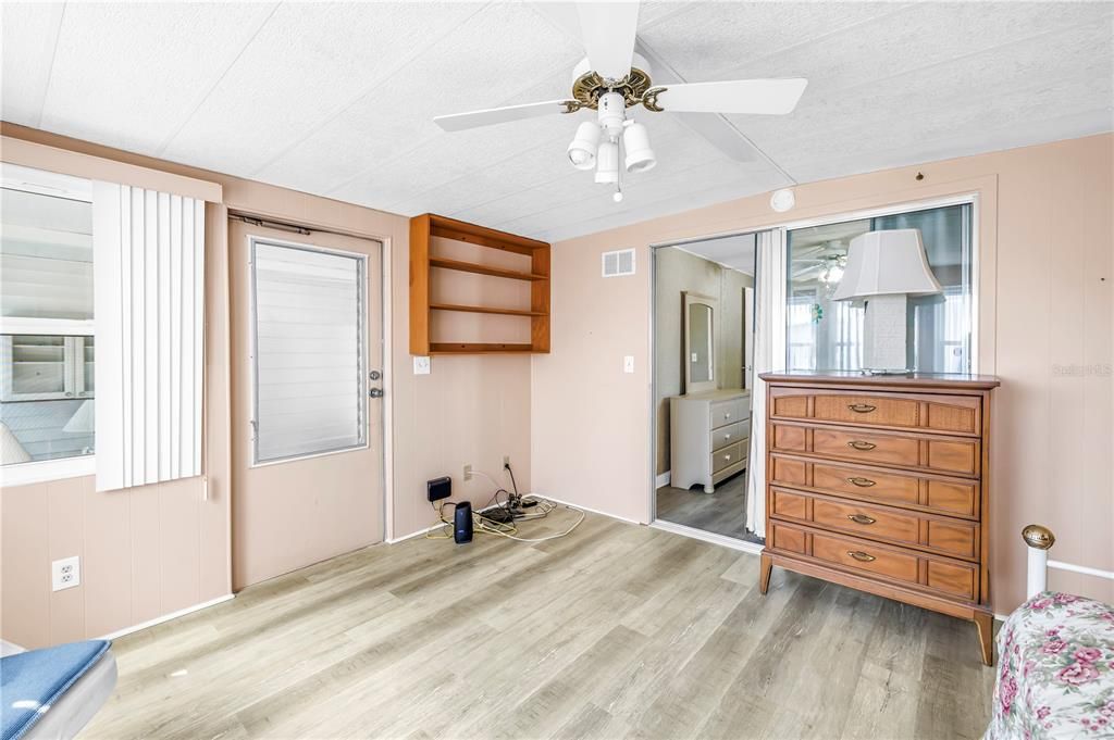 For Rent: $1,800 (2 beds, 2 baths, 1485 Square Feet)