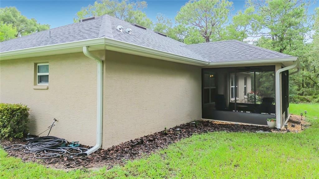 На продажу: $319,900 (3 спален, 2 ванн, 1980 Квадратных фут)