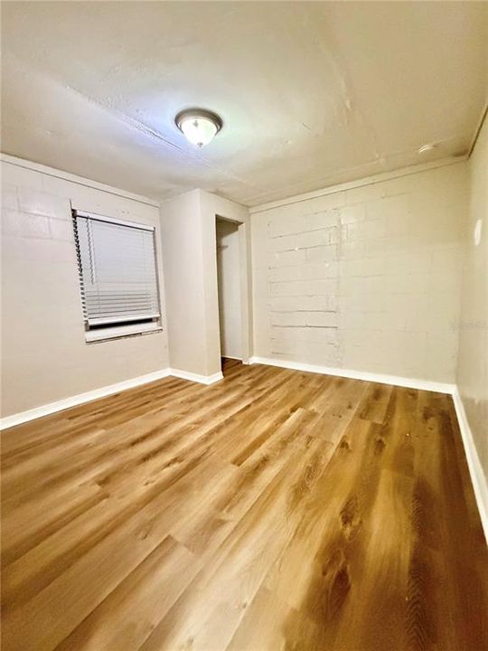 For Rent: $1,550 (3 beds, 1 baths, 1040 Square Feet)