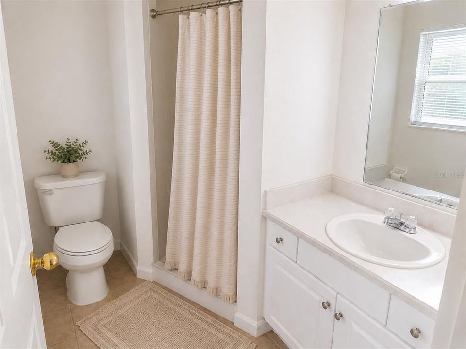 En Venta: $339,900 (0 camas, 0 baños, 1200 Pies cuadrados)