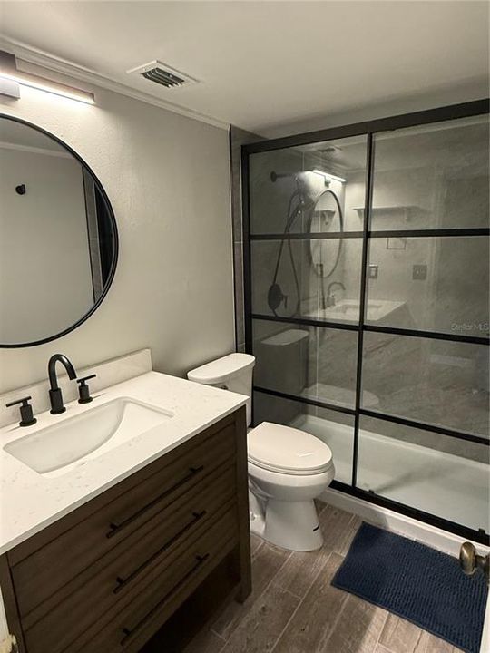For Sale: $149,500 (2 beds, 1 baths, 873 Square Feet)