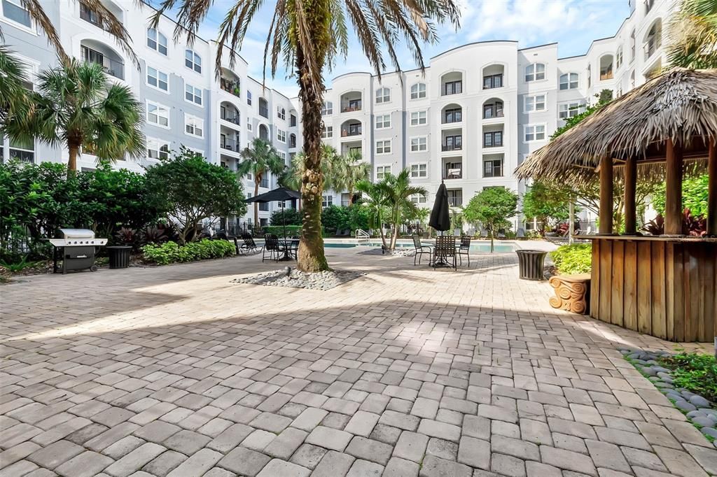 For Sale: $210,000 (2 beds, 2 baths, 1115 Square Feet)