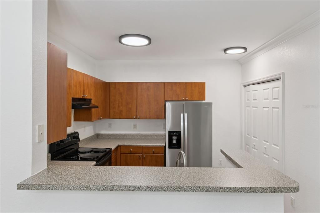 For Sale: $210,000 (2 beds, 2 baths, 1115 Square Feet)