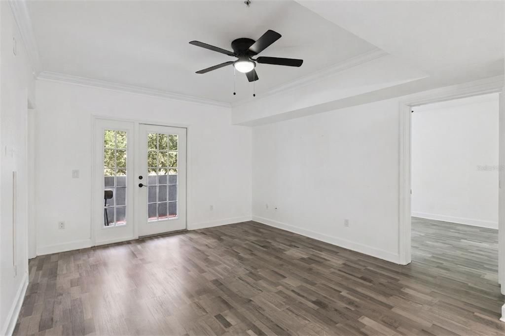 For Sale: $210,000 (2 beds, 2 baths, 1115 Square Feet)