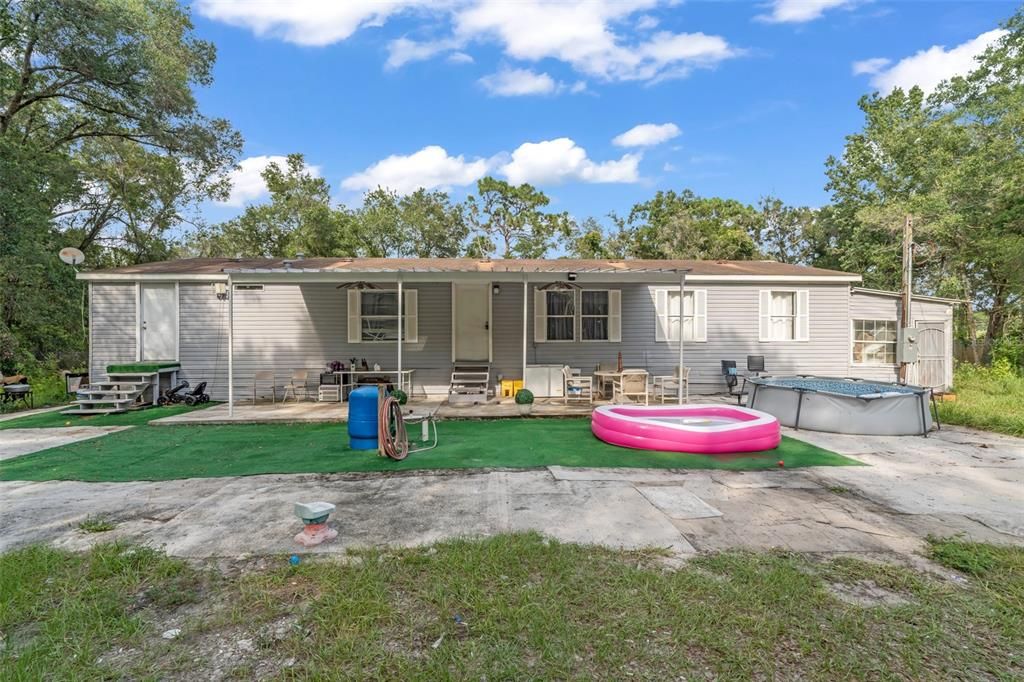 For Sale: $265,000 (6 beds, 4 baths, 1782 Square Feet)