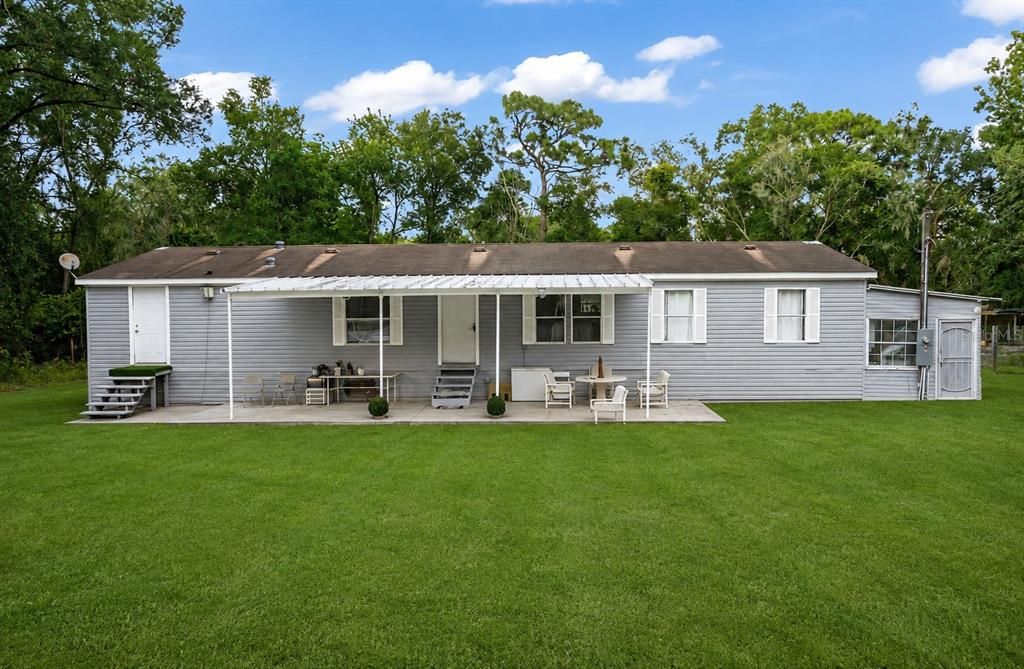 For Sale: $265,000 (6 beds, 4 baths, 1782 Square Feet)