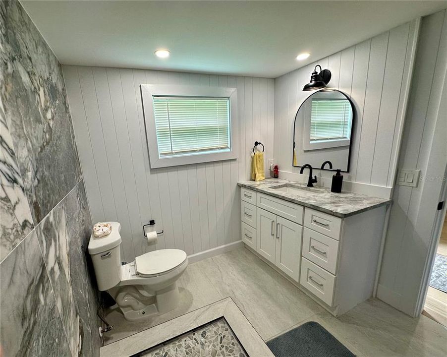 For Sale: $269,000 (3 beds, 2 baths, 1432 Square Feet)