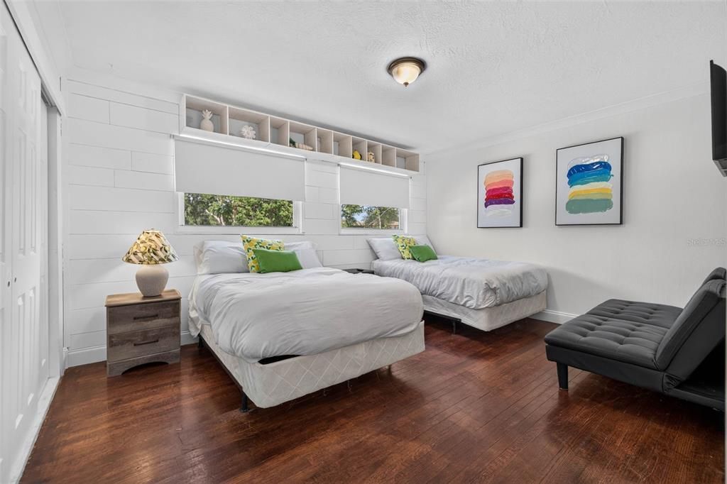 En Venta: $555,000 (3 camas, 2 baños, 1588 Pies cuadrados)