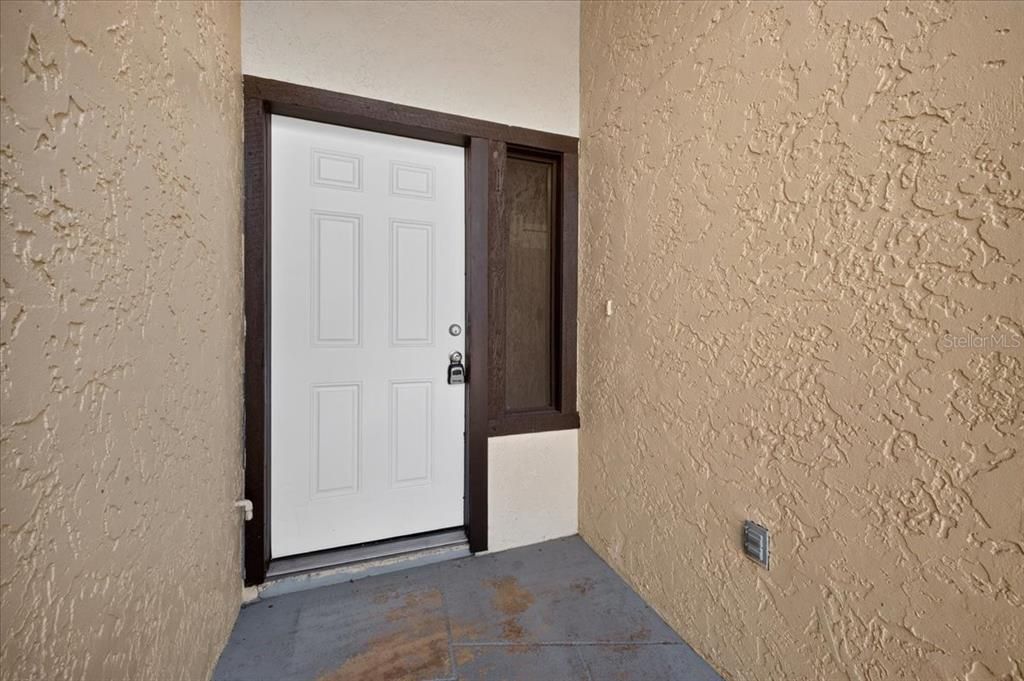 For Sale: $195,000 (2 beds, 2 baths, 1316 Square Feet)