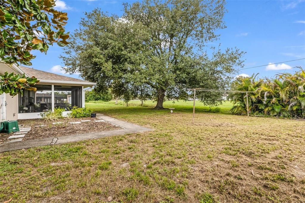 For Sale: $315,000 (2 beds, 3 baths, 1544 Square Feet)
