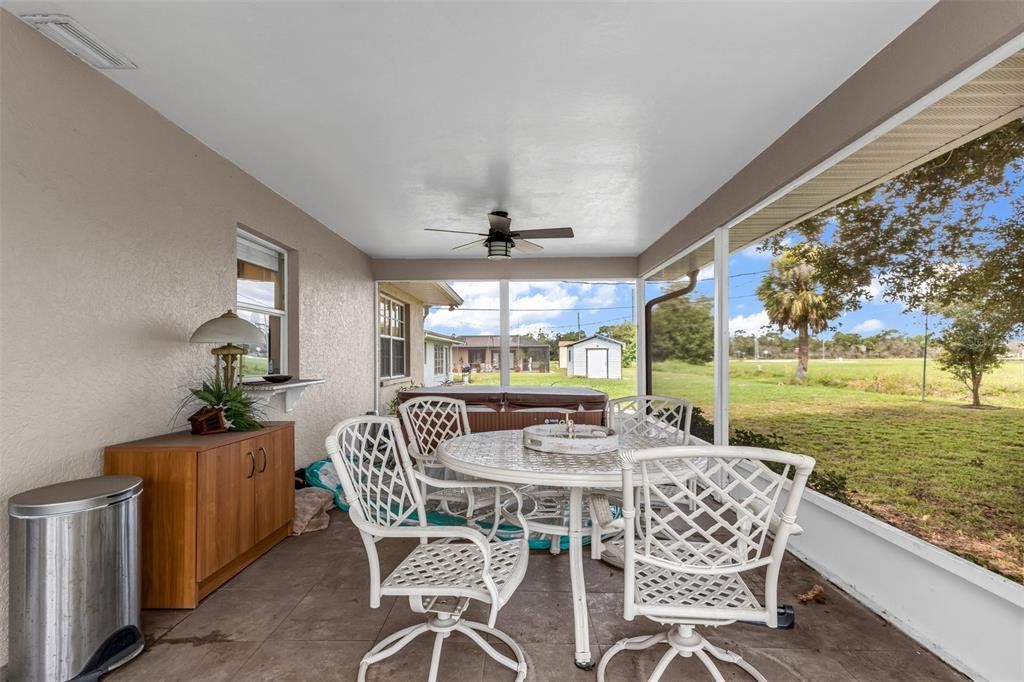 For Sale: $315,000 (2 beds, 3 baths, 1544 Square Feet)