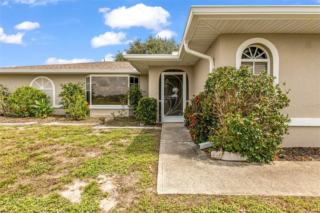 For Sale: $315,000 (2 beds, 3 baths, 1544 Square Feet)