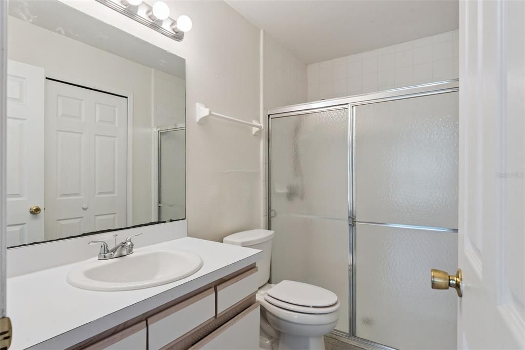 Active With Contract: $325,000 (3 beds, 2 baths, 1246 Square Feet)