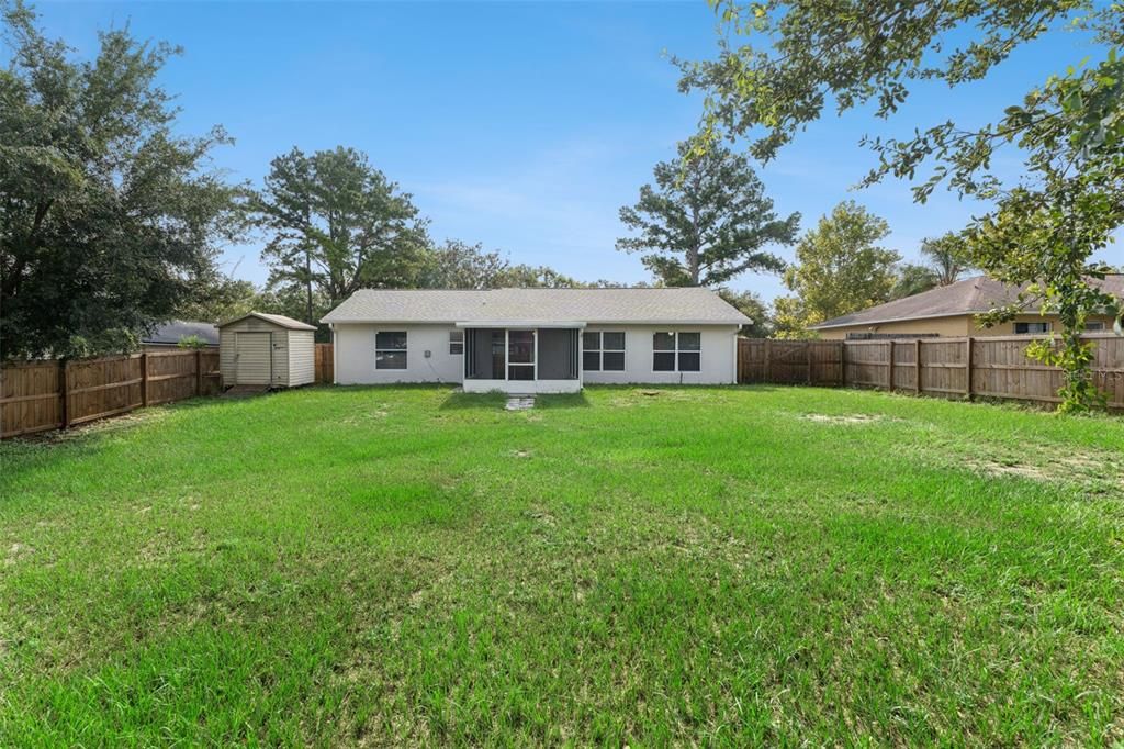 Active With Contract: $325,000 (3 beds, 2 baths, 1246 Square Feet)
