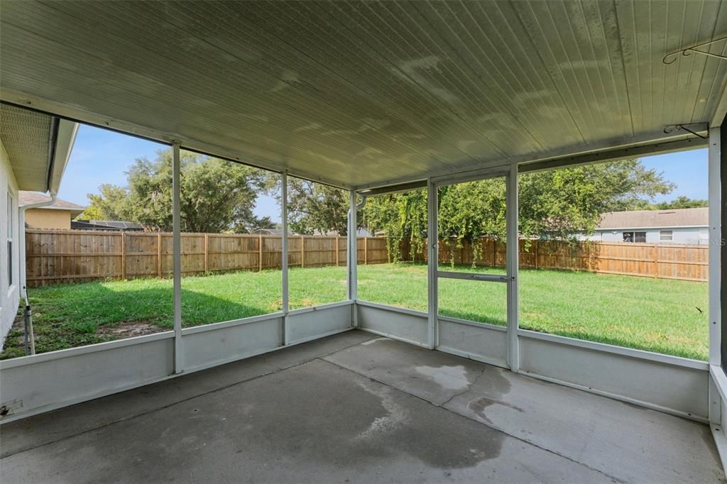 Active With Contract: $325,000 (3 beds, 2 baths, 1246 Square Feet)