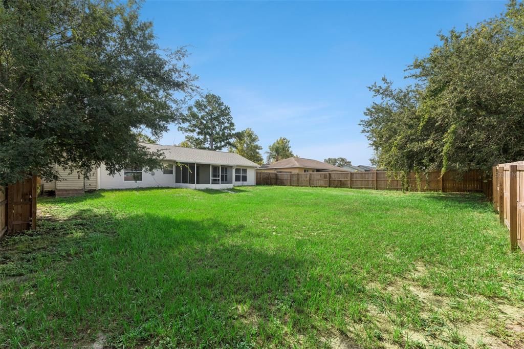 Active With Contract: $325,000 (3 beds, 2 baths, 1246 Square Feet)
