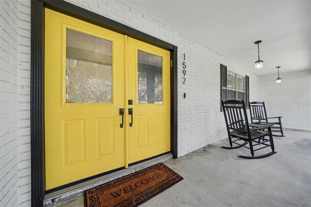 En Venta: $560,000 (3 camas, 2 baños, 2410 Pies cuadrados)