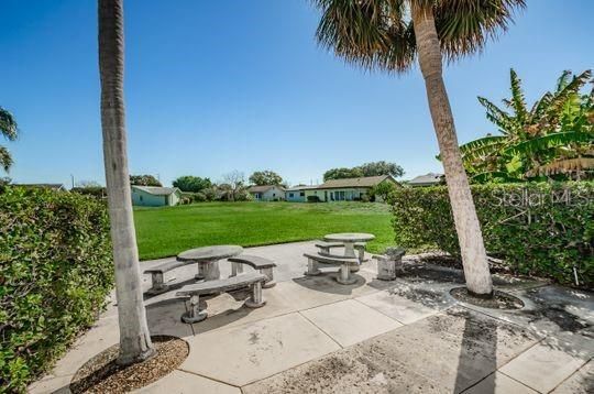 En Venta: $349,900 (2 camas, 2 baños, 1420 Pies cuadrados)