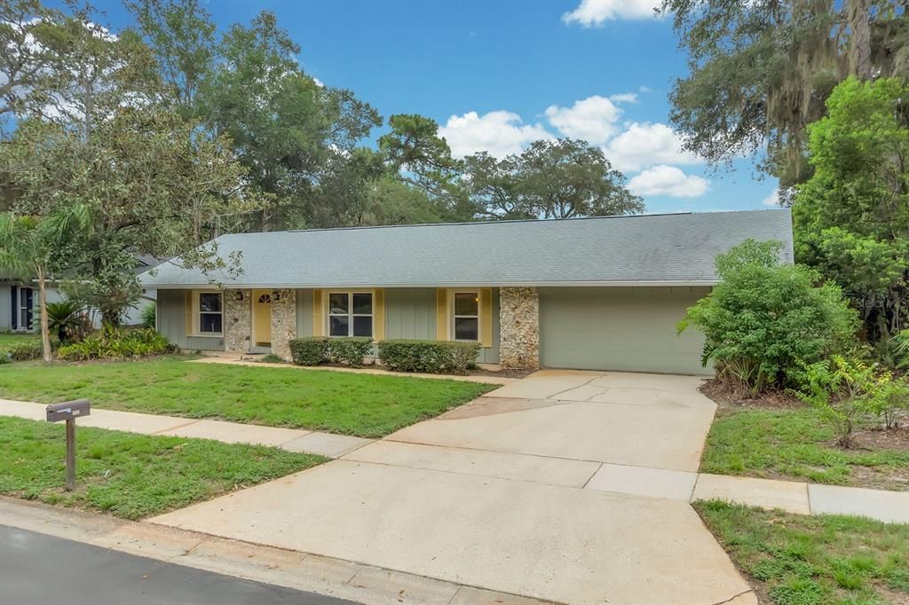 En Venta: $675,000 (4 camas, 2 baños, 2868 Pies cuadrados)