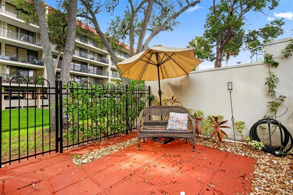 For Rent: $3,000 (3 beds, 2 baths, 1630 Square Feet)