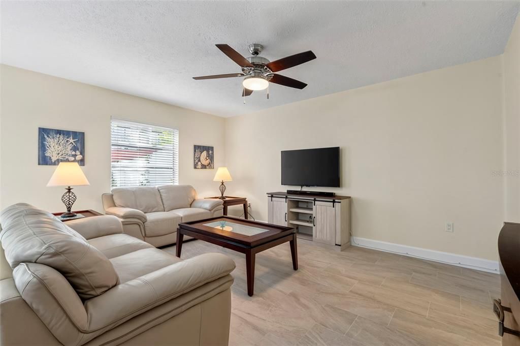 For Rent: $3,000 (3 beds, 2 baths, 1630 Square Feet)