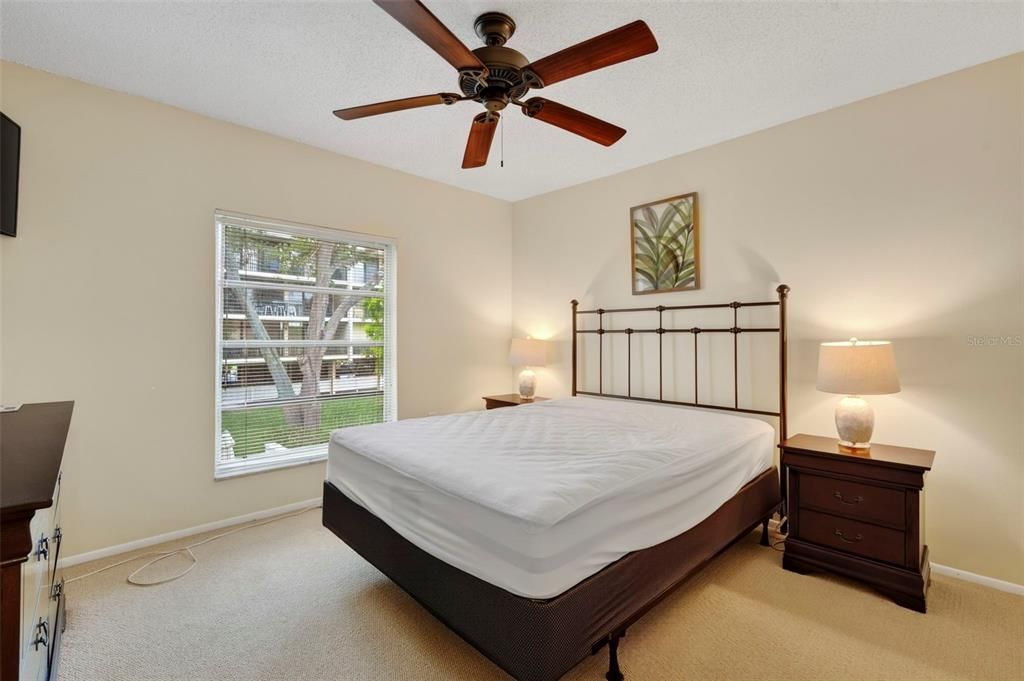 For Rent: $3,000 (3 beds, 2 baths, 1630 Square Feet)