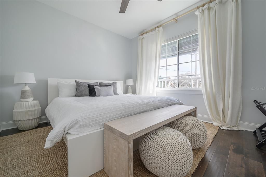 For Rent: $6,500 (5 beds, 3 baths, 2612 Square Feet)