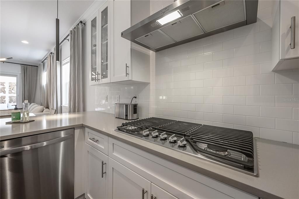 For Rent: $6,500 (5 beds, 3 baths, 2612 Square Feet)