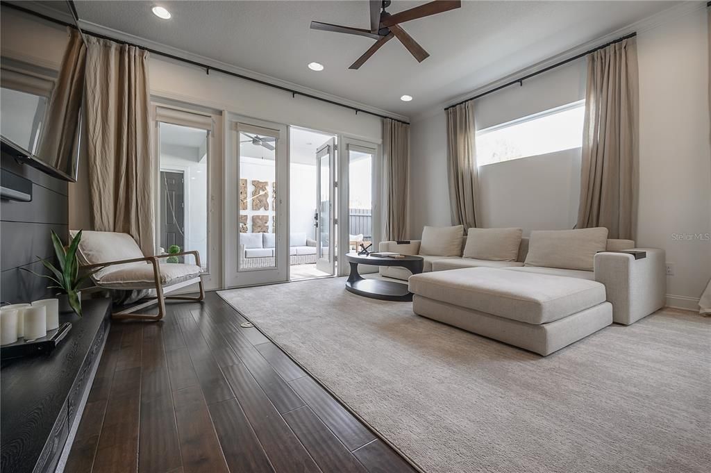 For Rent: $6,500 (5 beds, 3 baths, 2612 Square Feet)