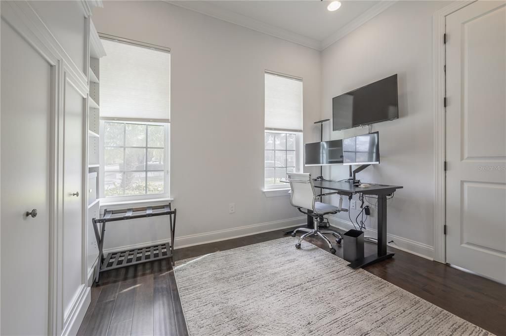 For Rent: $6,500 (5 beds, 3 baths, 2612 Square Feet)